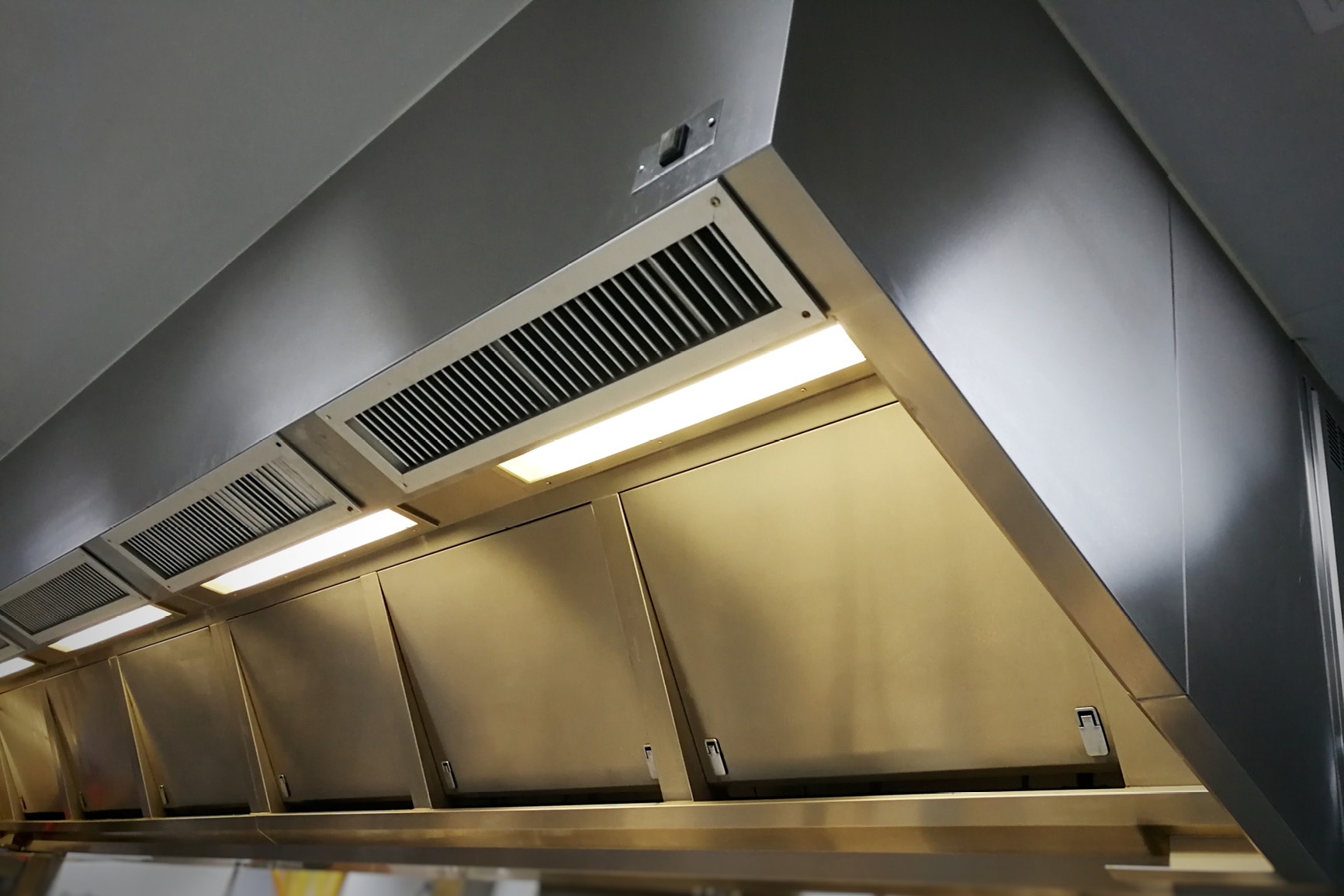 Tecs - Comprehensive building compliance services - Kitchen Extract & Ductwork Cleaning